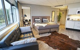 Amrâth Apart-hotel Schiphol  3*